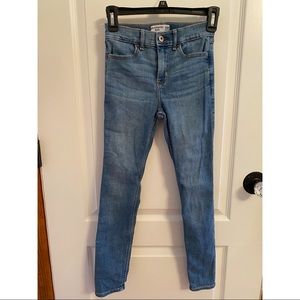 Abercrombie Kids High Rise Jegging